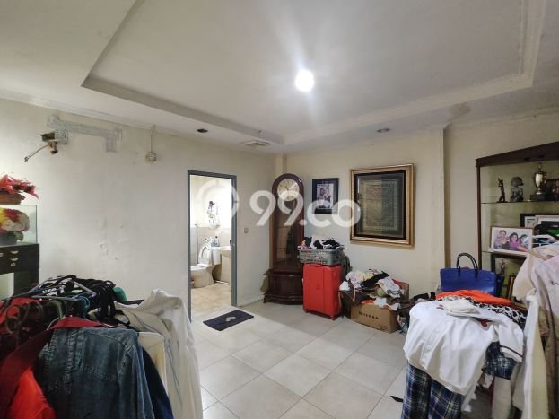 Siap Huni Rumah Mewah 4 Kamar di Kebayoran Baru Dekat ke Mana Pun Siap Huni Rumah Mewah 4 Kamar di Kebayoran Baru Dekat ke Mana Pun
