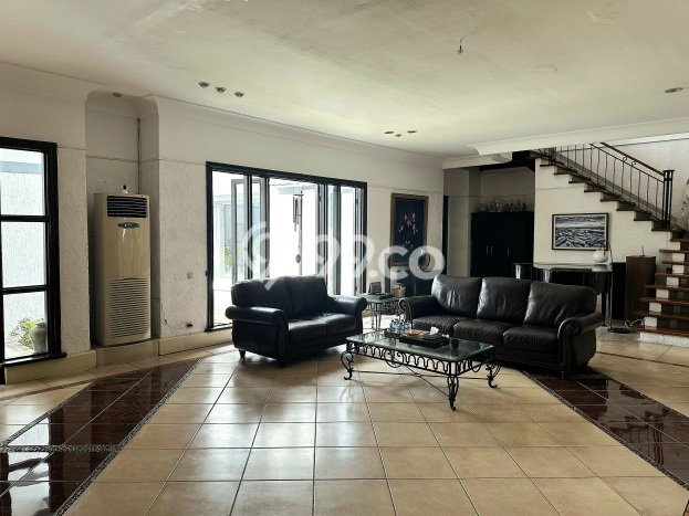 Rumah Luxury Modern Siap Huni di Pondok Indah Jakarta Selatan Rumah Luxury Modern Siap Huni di Pondok Indah Jakarta Selatan