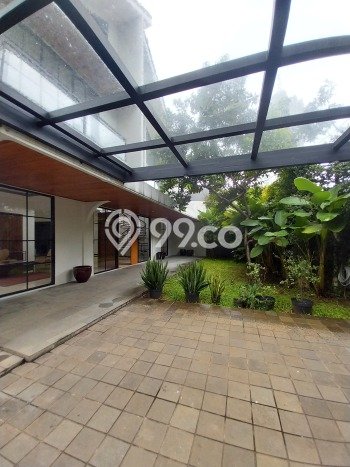 Dijual Rumah Mewah Exclusive di Kebayoran Baru, Jakarta Selatan Dijual Rumah Mewah Exclusive di Kebayoran Baru, Jakarta Selatan