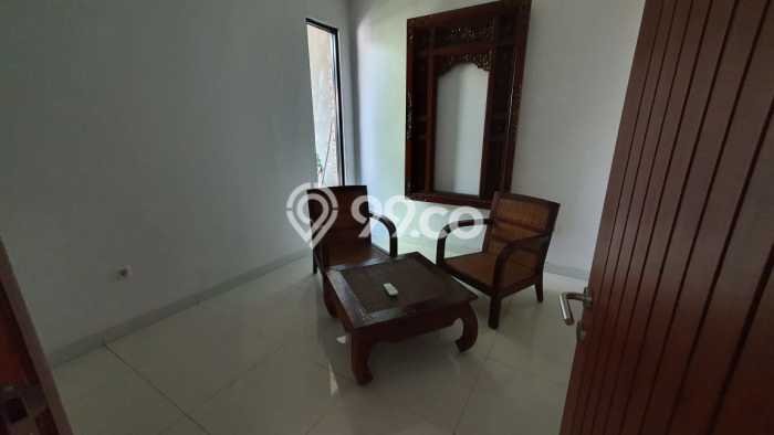 Rumah Elit Modern Tanpa Renovasi di Lebak Bulus Jakarta Selatan Rumah Elit Modern Tanpa Renovasi di Lebak Bulus Jakarta Selatan