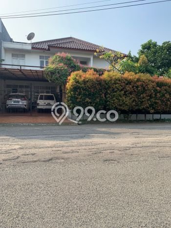 Rumah Luxury Modern Tanpa Renovasi di Lebak Bulus Jakarta Selatan Rumah Luxury Modern Tanpa Renovasi di Lebak Bulus Jakarta Selatan