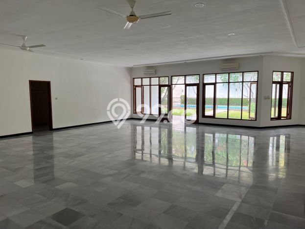 Sewa Rumah Murah di Pejaten Jakarta Selatan Punya 4 Kamar Tidur Sewa Rumah Murah di Pejaten Jakarta Selatan Punya 4 Kamar Tidur