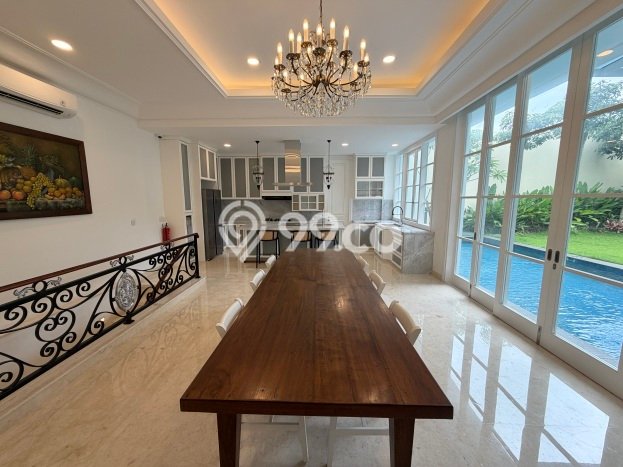 Rumah Luxury Modern Tanpa Renovasi di Kemang Jakarta Selatan Rumah Luxury Modern Tanpa Renovasi di Kemang Jakarta Selatan