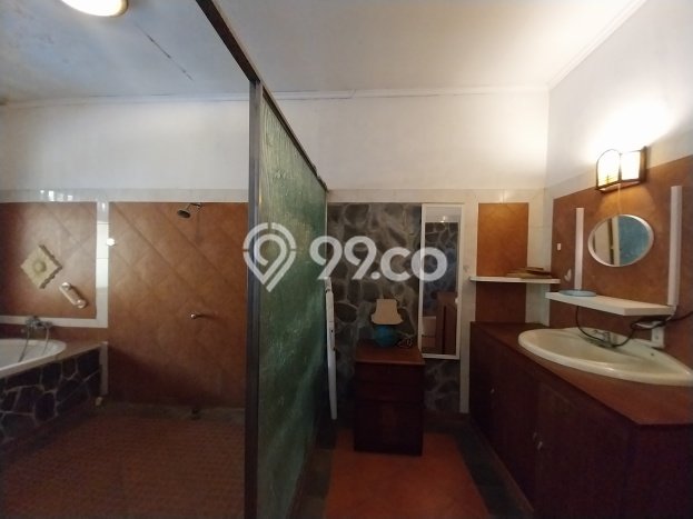 Jual Rumah Mewah Elegan Dengan View Eksklusif di Cirendeu, Jakarta Selatan Jual Rumah Mewah Elegan Dengan View Eksklusif di Cirendeu, Jakarta Selatan
