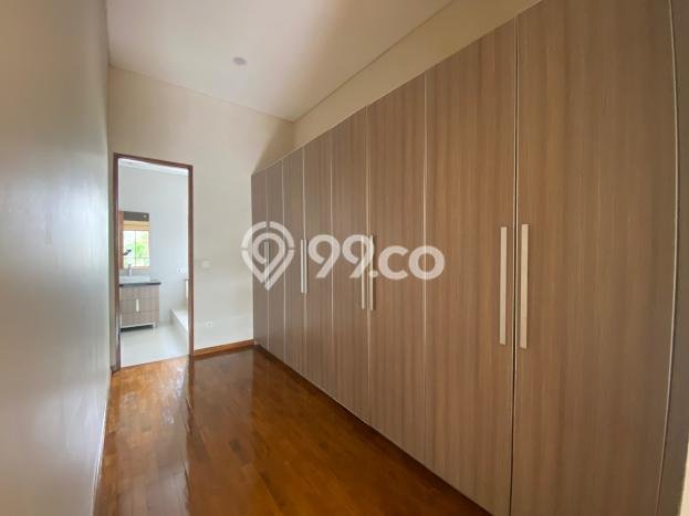 Hunian Ideal dengan LT 550m2 & LB 480m2 Dikontrakkan di Kemang Hunian Ideal dengan LT 550m2 & LB 480m2 Dikontrakkan di Kemang