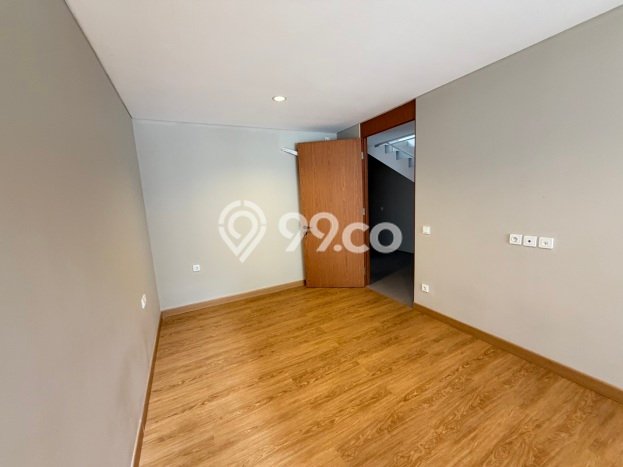 Rumah Luxury Modern Tanpa Renovasi di Kemang Jakarta Selatan Rumah Luxury Modern Tanpa Renovasi di Kemang Jakarta Selatan