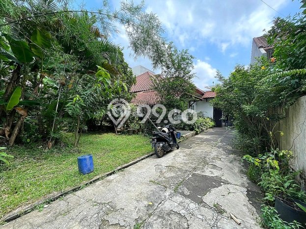 Siap Huni Rumah Mewah 6 Kamar di Kebayoran Baru Dekat ke Mana Pun Siap Huni Rumah Mewah 6 Kamar di Kebayoran Baru Dekat ke Mana Pun