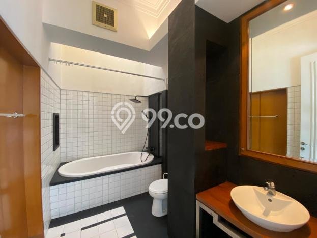 Rumah Bagus Disewakan di Pondok Indah, Jakarta Selatan LT 500m2, LB 600m2 Rumah Bagus Disewakan di Pondok Indah, Jakarta Selatan LT 500m2, LB 600m2