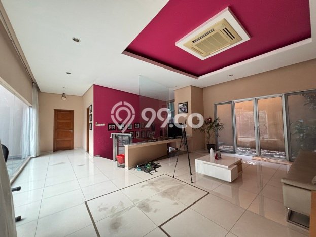 Rumah Elit LB 600m2 Siap Pakai Desain Elegan di Alam Sutera, Tangerang Rumah Elit LB 600m2 Siap Pakai Desain Elegan di Alam Sutera, Tangerang