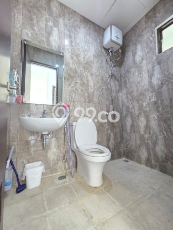 Jual Rumah Bagus Siap Huni LB 132m2 di Cikupa, Tangerang Jual Rumah Bagus Siap Huni LB 132m2 di Cikupa, Tangerang