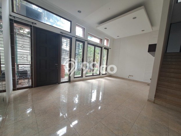 Rumah Mewah Dijual LT 153m2 di Kelapa Gading, Jakarta Utara Rumah Mewah Dijual LT 153m2 di Kelapa Gading, Jakarta Utara