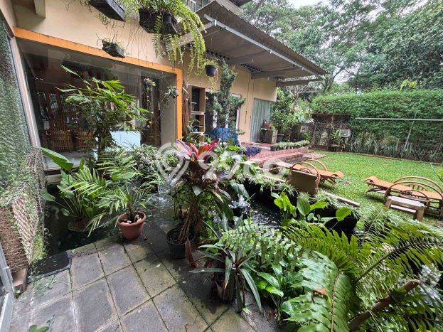 Rumah Elit LB 600m2 Siap Pakai Desain Elegan di Alam Sutera, Tangerang Rumah Elit LB 600m2 Siap Pakai Desain Elegan di Alam Sutera, Tangerang