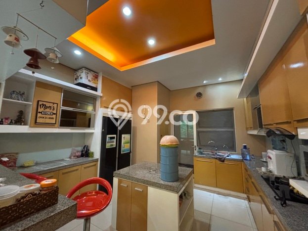 Rumah Elit LB 600m2 Siap Pakai Desain Elegan di Alam Sutera, Tangerang Rumah Elit LB 600m2 Siap Pakai Desain Elegan di Alam Sutera, Tangerang