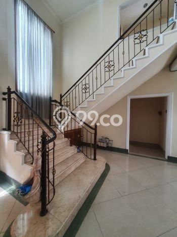 Jual Rumah Luas Elegan Dengan View Eksklusif di Tanah Kusir, Jakarta Selatan Jual Rumah Luas Elegan Dengan View Eksklusif di Tanah Kusir, Jakarta Selatan