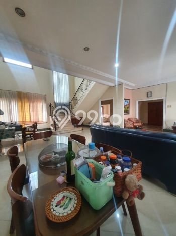 Jual Rumah Luas Elegan Dengan View Eksklusif di Tanah Kusir, Jakarta Selatan Jual Rumah Luas Elegan Dengan View Eksklusif di Tanah Kusir, Jakarta Selatan
