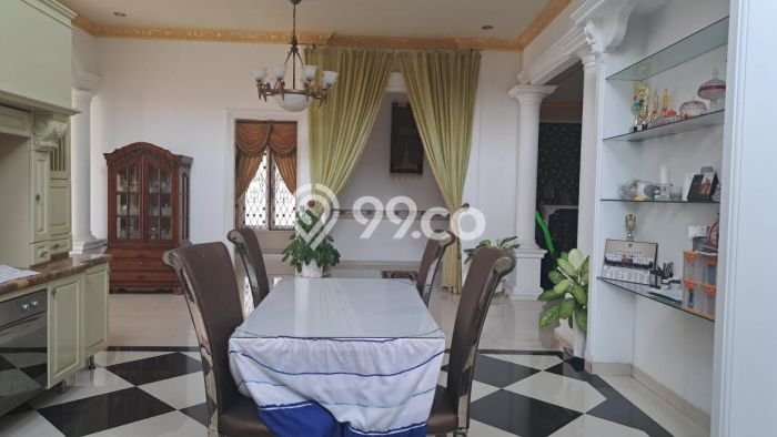 Rumah Elit Modern Siap Huni di Cirendeu Jakarta Selatan Rumah Elit Modern Siap Huni di Cirendeu Jakarta Selatan