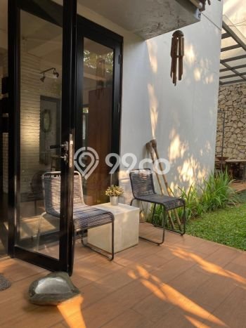 Jual Rumah Luas Elegan Dengan View Eksklusif di BSD City, Tangerang Jual Rumah Luas Elegan Dengan View Eksklusif di BSD City, Tangerang