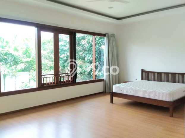 Jarang Ada! Rumah Kontrakan 4 Kamar Nyaman Siap Huni Kemang Jarang Ada! Rumah Kontrakan 4 Kamar Nyaman Siap Huni Kemang