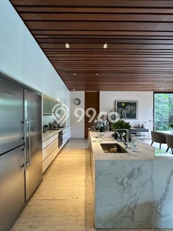 Dijual Rumah Premium dengan Fasilitas Sekitar Lengkap di Kebayoran Baru, Jakarta Selatan Dijual Rumah Premium dengan Fasilitas Sekitar Lengkap di Kebayoran Baru, Jakarta Selatan