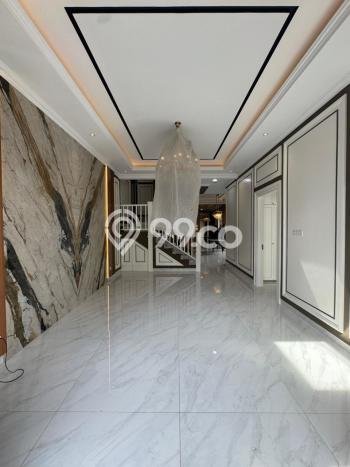 For Sale! Premium House LT 200m2 Desain Elegan di Pondok Indah For Sale! Premium House LT 200m2 Desain Elegan di Pondok Indah