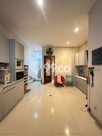 Dijual Rumah Mewah Elegan Dengan View Eksklusif di Pejaten, Jakarta Selatan Dijual Rumah Mewah Elegan Dengan View Eksklusif di Pejaten, Jakarta Selatan