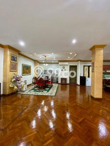 Hunian Mewah LB 345m2 Siap Huni Desain Elegan di Pondok Indah, Jakarta Selatan Hunian Mewah LB 345m2 Siap Huni Desain Elegan di Pondok Indah, Jakarta Selatan