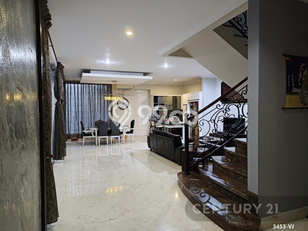 Rumah Mewah LB 600m2 Siap Huni Desain Elegan di Pondok Indah, Jakarta Selatan Rumah Mewah LB 600m2 Siap Huni Desain Elegan di Pondok Indah, Jakarta Selatan