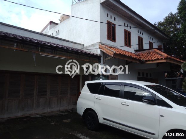 Ready to Use! Luxury House LT 388m2 Desain Elegan di Bintaro Ready to Use! Luxury House LT 388m2 Desain Elegan di Bintaro