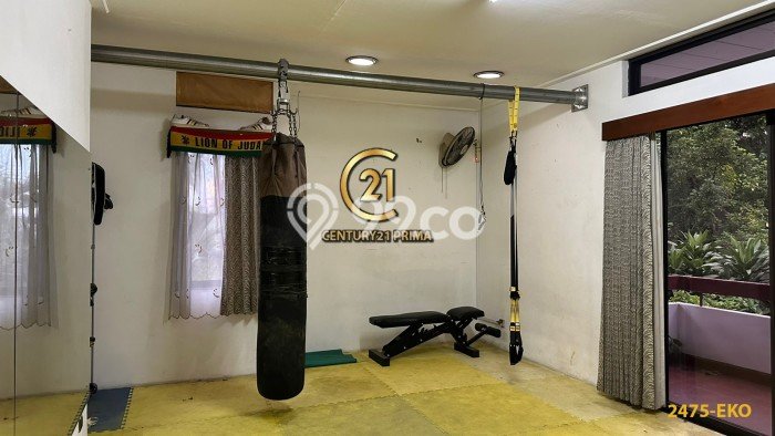 Rumah Mewah LB 705m2 Siap Huni Desain Elegan di Permata Hijau, Jakarta Selatan Rumah Mewah LB 705m2 Siap Huni Desain Elegan di Permata Hijau, Jakarta Selatan