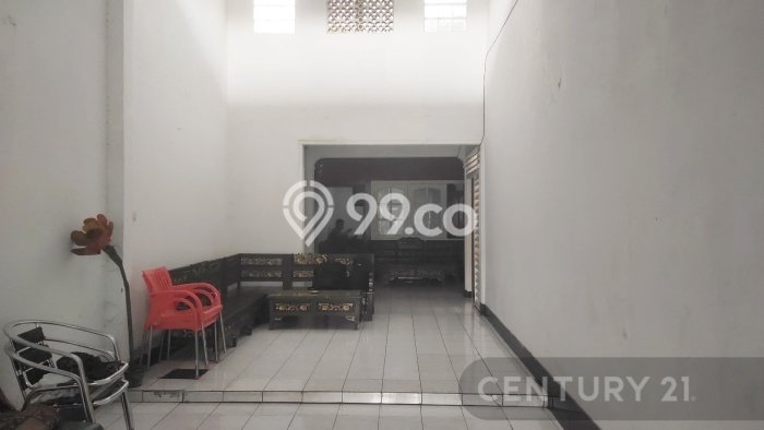 Jual Rumah Luas Megah Dengan View Eksklusif di Cililitan, Jakarta Timur Jual Rumah Luas Megah Dengan View Eksklusif di Cililitan, Jakarta Timur