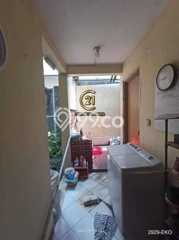 Hunian Mewah Siap Huni LT 304m2 di Ciputat, Tangerang Selatan Hunian Mewah Siap Huni LT 304m2 di Ciputat, Tangerang Selatan