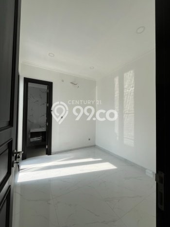 Ready to Use! Premium House LT 225m2 Desain Modern di Bintaro Ready to Use! Premium House LT 225m2 Desain Modern di Bintaro