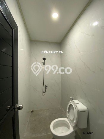 For Sale Rumah 3 Kamar Lokasi Ideal Nyaman dan Strategis di Ciledug For Sale Rumah 3 Kamar Lokasi Ideal Nyaman dan Strategis di Ciledug