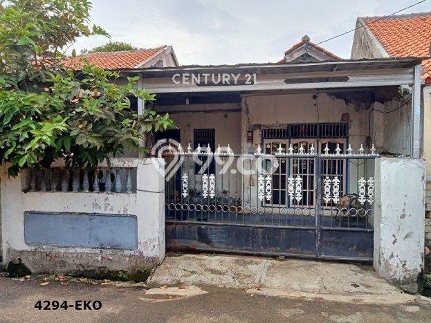 For Sale Rumah 2 Kamar Lokasi Strategis Nyaman dan Strategis di Serpong For Sale Rumah 2 Kamar Lokasi Strategis Nyaman dan Strategis di Serpong