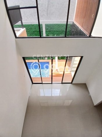 Rumah Elit Modern Tanpa Renovasi di Bintaro Tangerang Selatan Rumah Elit Modern Tanpa Renovasi di Bintaro Tangerang Selatan