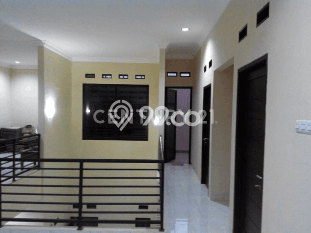 Rumah Modern Cantik 5 KT Bisa Langsung Pindah di Serpong Rumah Modern Cantik 5 KT Bisa Langsung Pindah di Serpong