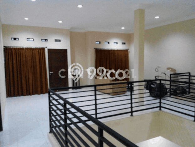 Rumah Modern Cantik 5 KT Bisa Langsung Pindah di Serpong Rumah Modern Cantik 5 KT Bisa Langsung Pindah di Serpong