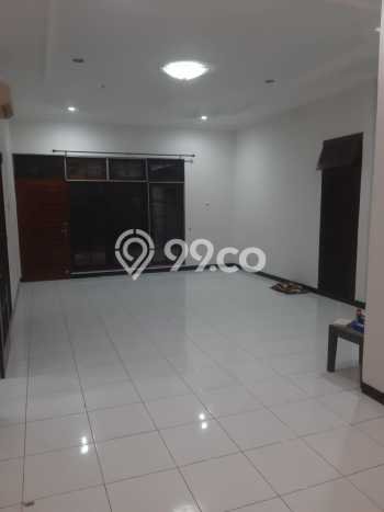 Rumah sewa siap pakai 4 KT di Dharma Husada, Surabaya Rumah sewa siap pakai 4 KT di Dharma Husada, Surabaya