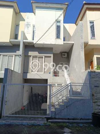 Rumah SUPER MEWAH! di , Surabaya, Luas 89m2m² LB 125m2m², HARGA SPESIAL Rumah SUPER MEWAH! di , Surabaya, Luas 89m2m² LB 125m2m², HARGA SPESIAL