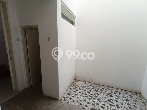 Rumah Asri area Mojoarum, 4 KM, Luas 82m2m² LB 100m2m² Rumah Asri area Mojoarum, 4 KM, Luas 82m2m² LB 100m2m²