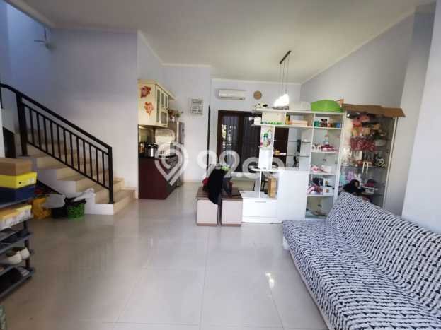 For Sale! Premium House LT 135m2 Desain Modern di Semolowaru For Sale! Premium House LT 135m2 Desain Modern di Semolowaru