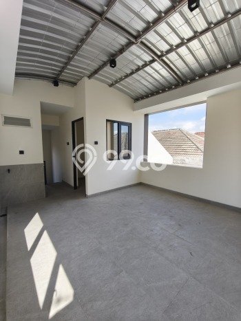 Rumah Berkualitas Pondok Tjandra, Sidoarjo, Luas 200m2m² LB 150m2m² Rumah Berkualitas Pondok Tjandra, Sidoarjo, Luas 200m2m² LB 150m2m²
