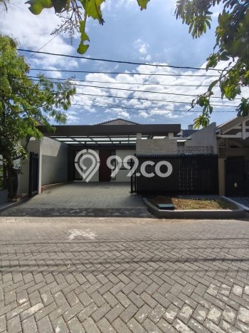 Rumah Berkualitas Pondok Tjandra, Sidoarjo, Luas 200m2m² LB 150m2m² Rumah Berkualitas Pondok Tjandra, Sidoarjo, Luas 200m2m² LB 150m2m²