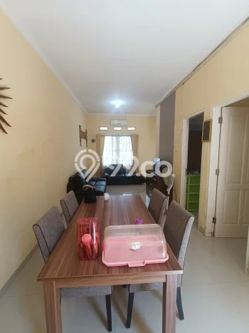 Rumah Cantik Siap Pakai Di Rungkut Luas 96m2 Lokasi Strategis Rumah Cantik Siap Pakai Di Rungkut Luas 96m2 Lokasi Strategis