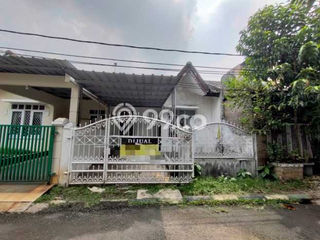 KESEMPATAN EMAS! Rumah di BSD, Tangerang, Luas 72m² LB 42m² KESEMPATAN EMAS! Rumah di BSD, Tangerang, Luas 72m² LB 42m²