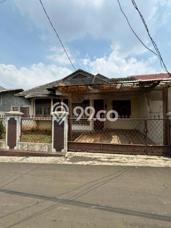 Jual Rumah Bagus Siap Huni LB 200m2 di Ciputat Timur, Tangerang Selatan Jual Rumah Bagus Siap Huni LB 200m2 di Ciputat Timur, Tangerang Selatan