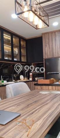 Hunian Apartemen Eksklusif untuk Dijual di Jakarta Selatan dengan 3 BR & 2 Kamar Mandi Hunian Apartemen Eksklusif untuk Dijual di Jakarta Selatan dengan 3 BR & 2 Kamar Mandi