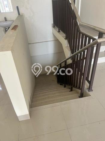 LOKASI SUPER STRATEGIS! Ruko di Terusan Buah Batu, Luas 150m², Ramai Pengunjung LOKASI SUPER STRATEGIS! Ruko di Terusan Buah Batu, Luas 150m², Ramai Pengunjung