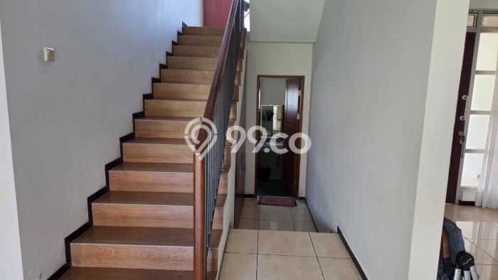 Rumah Kawasan Kota Baru Parahyangan, LT 300m2m², LB 275m2m² Rumah Kawasan Kota Baru Parahyangan, LT 300m2m², LB 275m2m²
