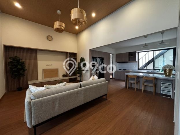 Rumah Luxury Modern Tanpa Renovasi di Kota Baru Parahyangan Bandung Rumah Luxury Modern Tanpa Renovasi di Kota Baru Parahyangan Bandung